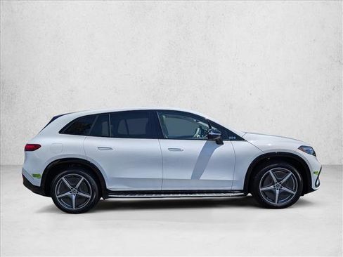 Used 2023 Mercedes-Benz EQS 450+ 4MATIC SUV image 4