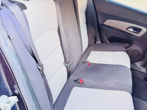 Used 2015 Chevrolet Cruze LS image 12