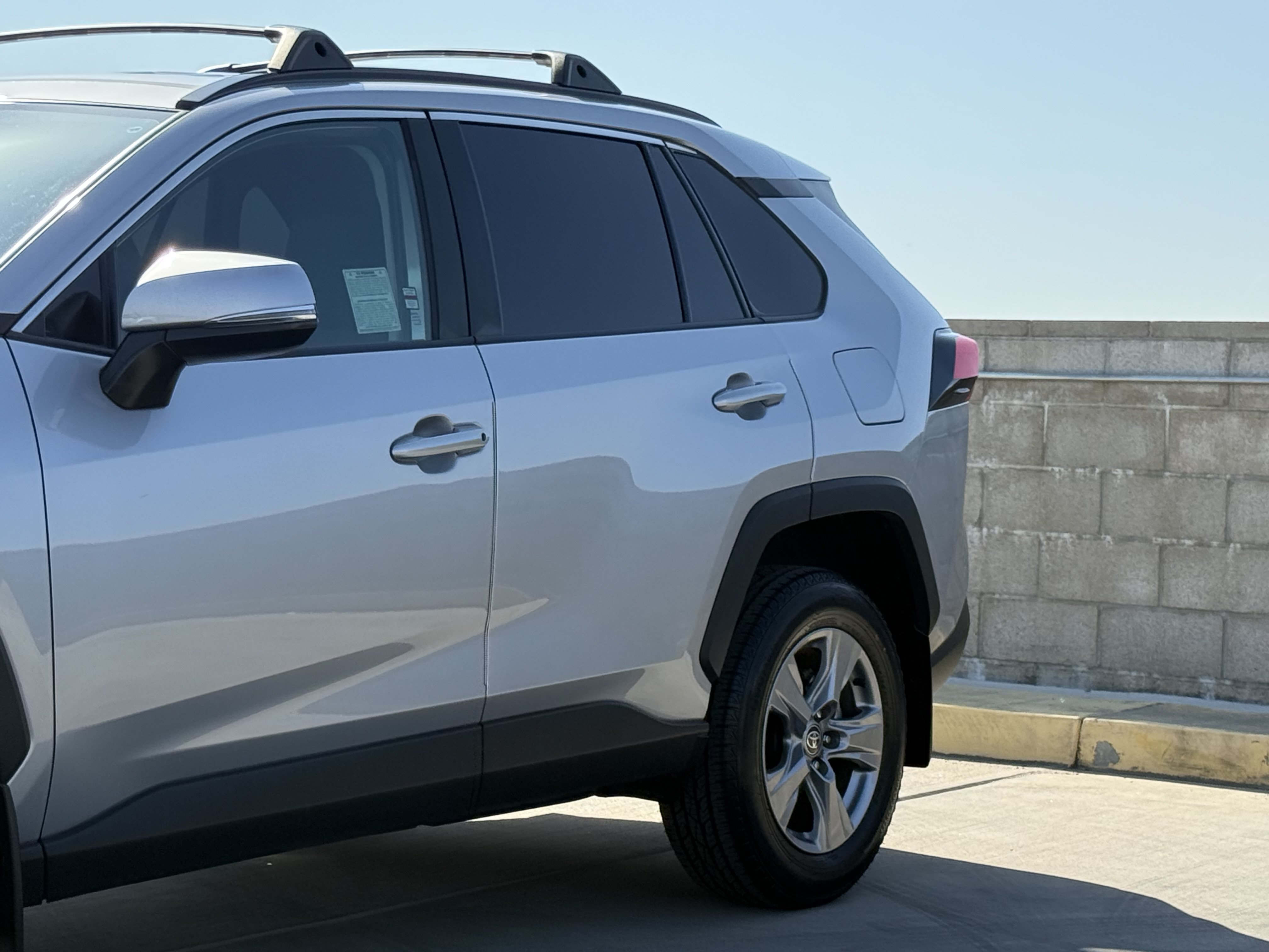 Used 2024 Toyota RAV4 XLE FWD image 9