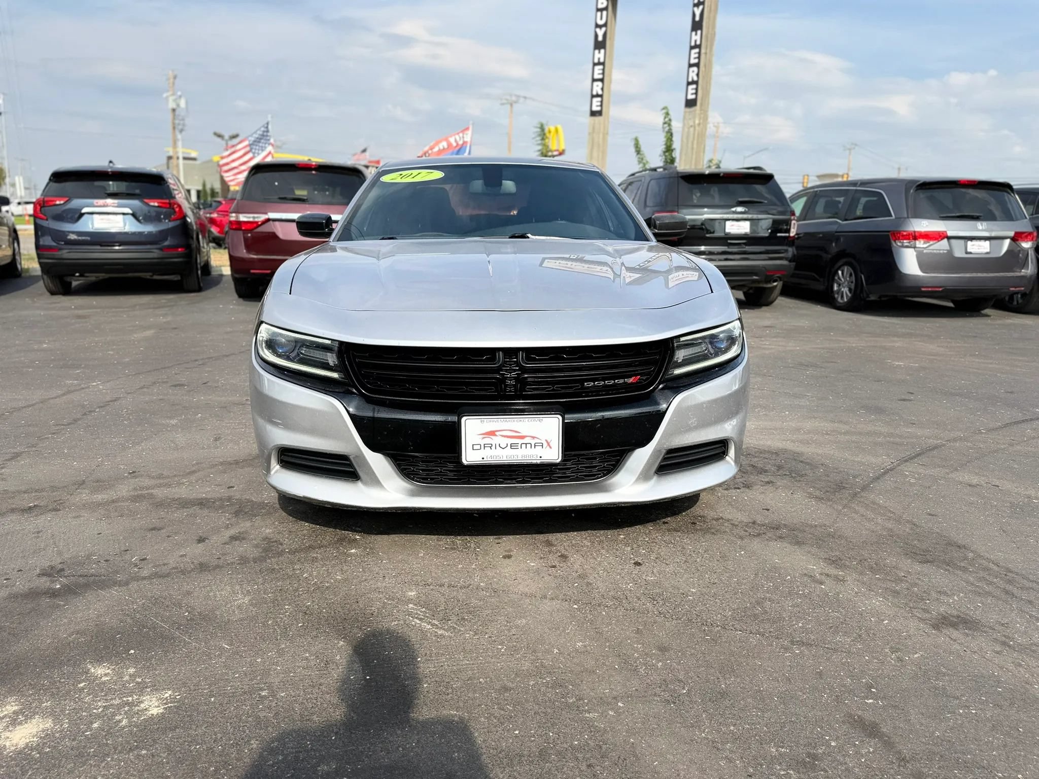 Used 2017 Dodge Charger SE w/ Blacktop Package RWD image 11