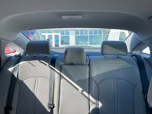 Used 2017 Hyundai Sonata Limited w/ Ultimate Package 04 FWD image 19
