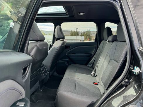 Certified 2025 Subaru Forester Premium AWD/4WD image 15