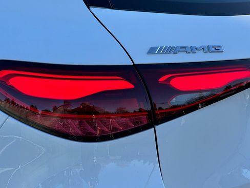 New 2025 Mercedes-Benz GLC 43 AMG 4MATIC image 12