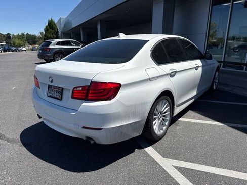 Used 2011 BMW 535i xDrive Sedan AWD/4WD image 3