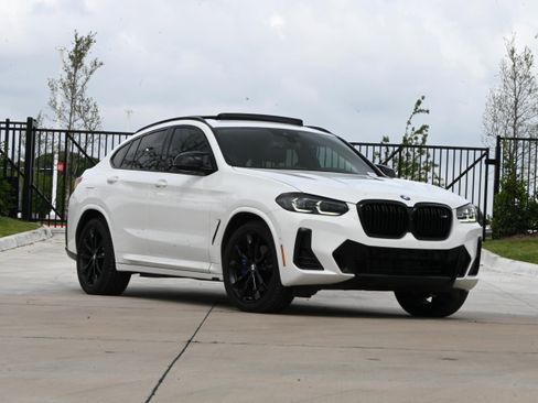 Used 2022 BMW X4 M40i w/ Premium Package AWD/4WD image 2