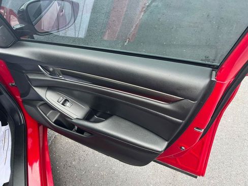 Used 2021 Honda Accord Sport image 27