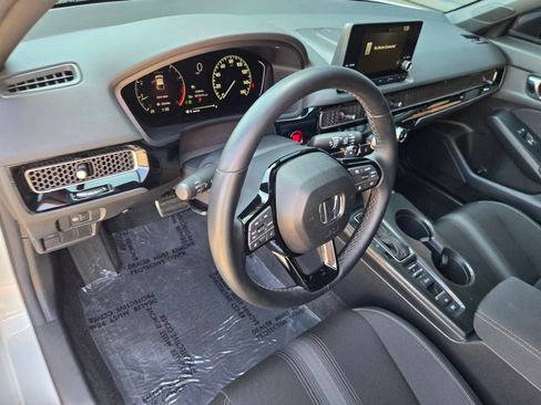 Used 2025 Honda Civic Sport image 19