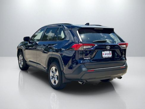 Certified 2022 Toyota RAV4 XLE FWD image 7