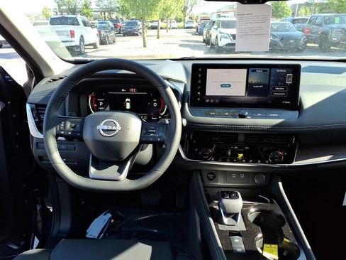 New 2026 Nissan Rogue Platinum AWD/4WD image 26