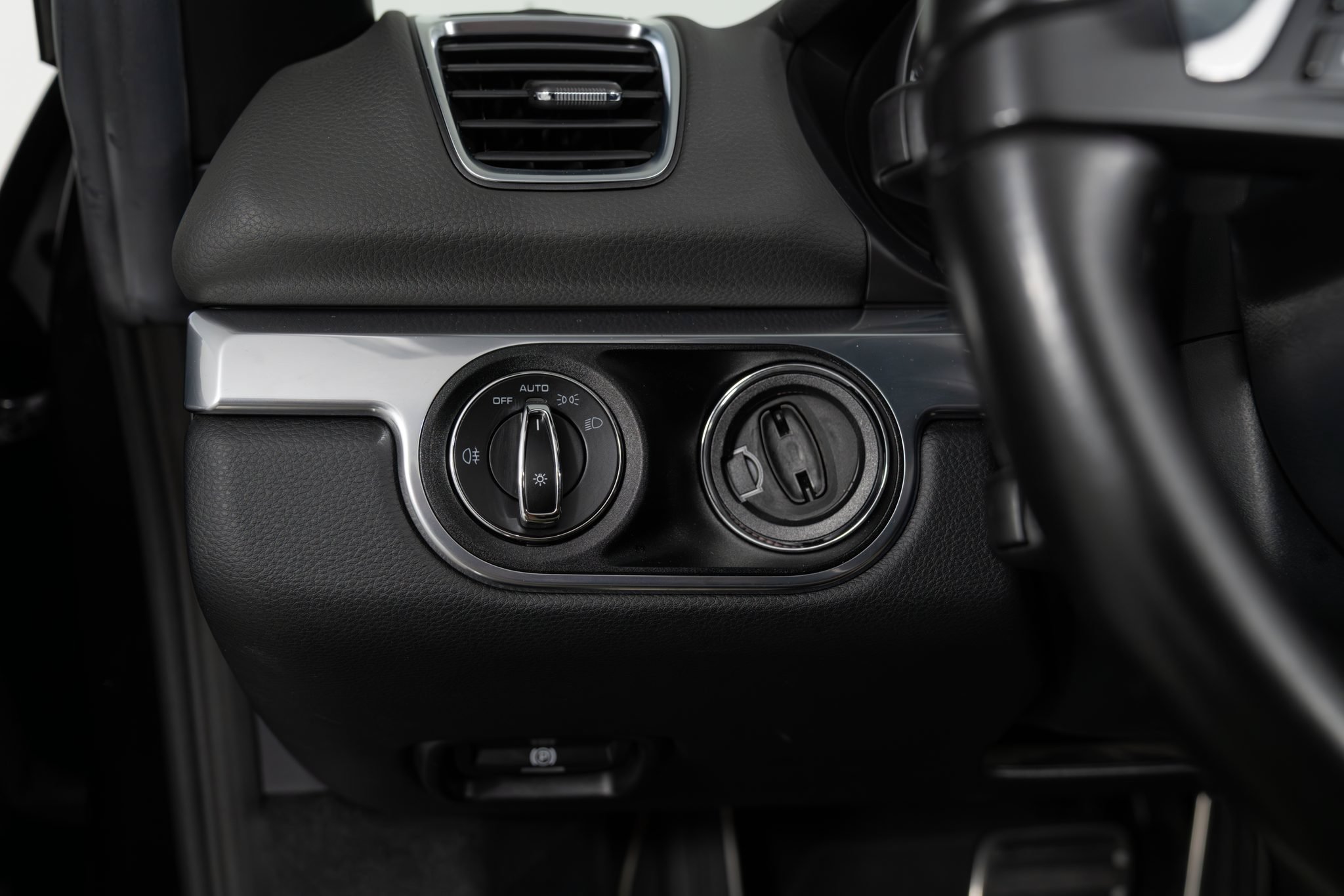Used 2015 Porsche Boxster S RWD image 30