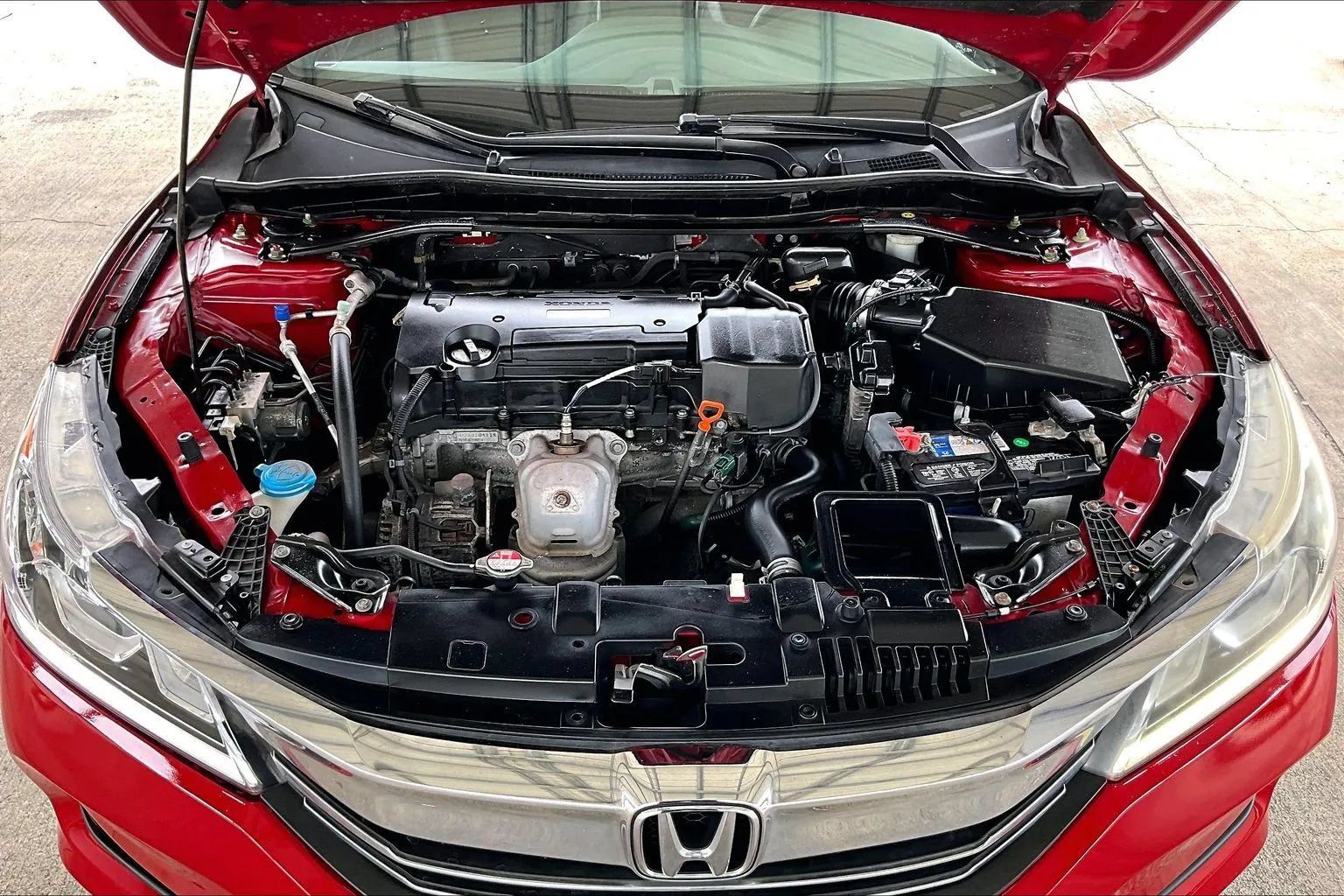 Used 2017 Honda Accord Sport image 26
