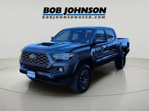 Used 2023 Toyota Tacoma TRD Sport image 3