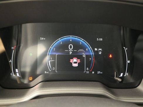 Used 2026 Toyota Corolla LE image 8