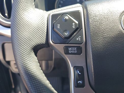 Used 2022 Toyota Tacoma SR5 w/ Technology Package image 25