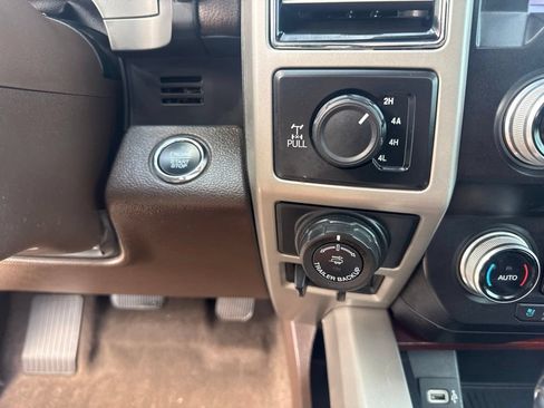 Used 2019 Ford F150 King Ranch w/ Equipment Group 601A Luxury AWD/4WD image 22