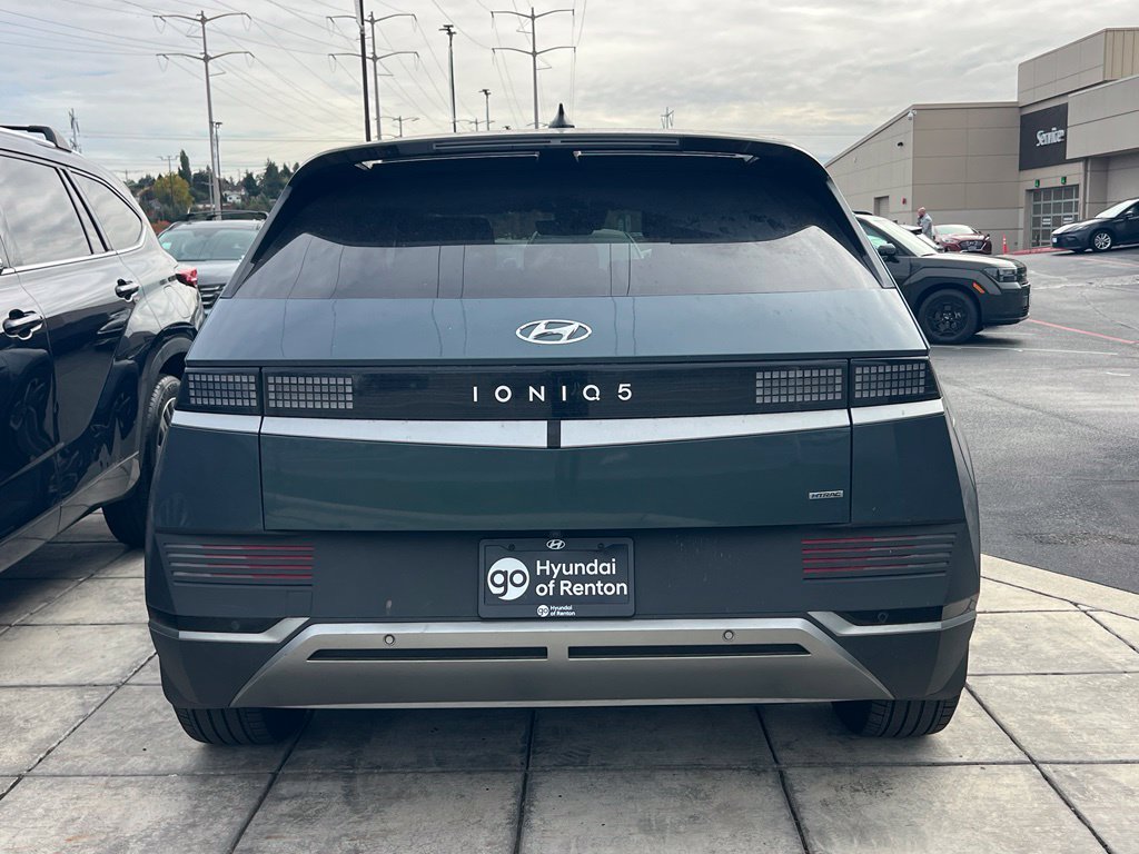 Certified 2024 Hyundai Ioniq 5 SE AWD/4WD image 8