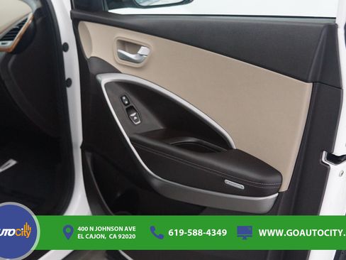 Used 2016 Hyundai Santa Fe Sport 2.0T AWD/4WD image 17