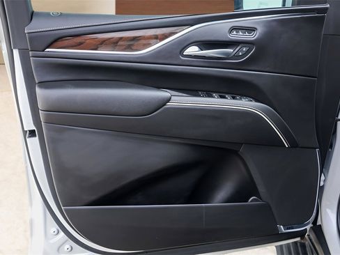 Certified 2023 Cadillac Escalade Sport Platinum image 24