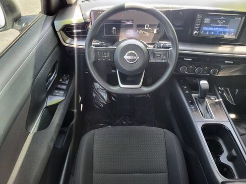 Certified 2025 Nissan Kicks S AWD/4WD image 20