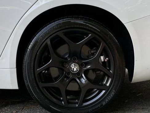 Used 2021 Alfa Romeo Giulia Sprint w/ Nero Edizione image 6