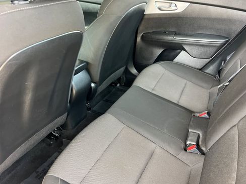Used 2023 Kia Forte LXS image 4