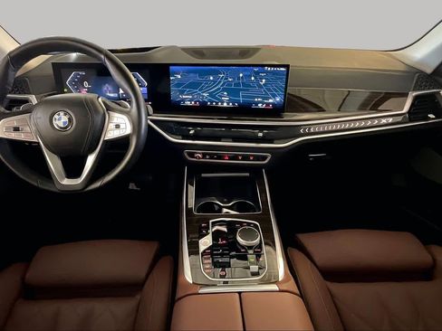 Used 2026 BMW X7 xDrive40i AWD/4WD image 14