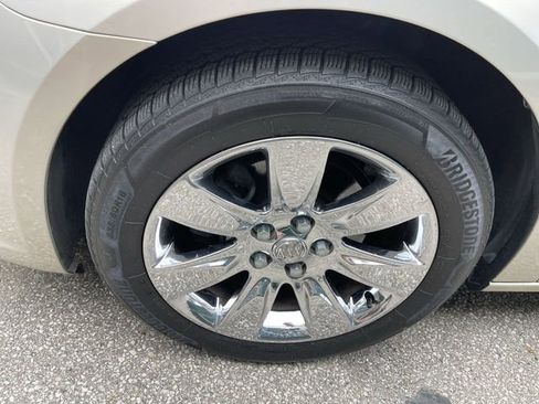 Used 2012 Buick LaCrosse Premium FWD image 2