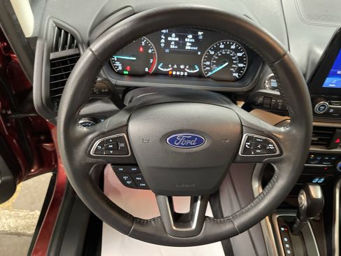 Used 2020 Ford EcoSport SE w/ SE Convenience Package image 18
