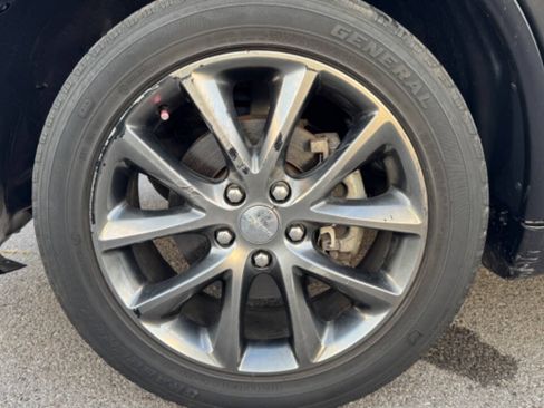Used 2018 Dodge Durango GT AWD/4WD image 34