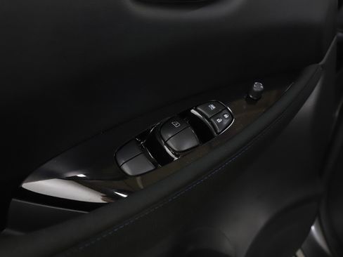 Used 2024 Nissan Leaf SV Plus image 21