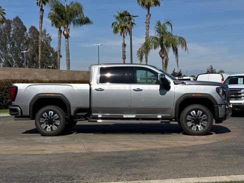 New 2026 GMC Sierra 2500 Denali AWD/4WD image 3