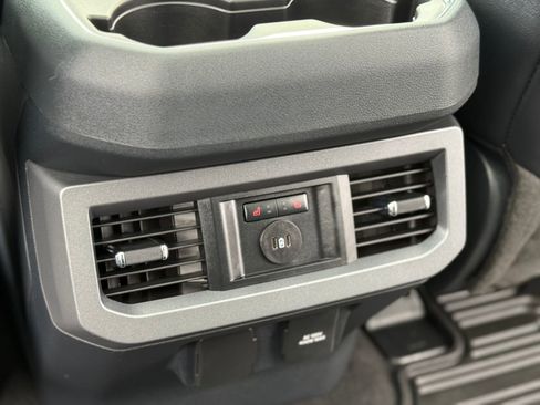 Used 2023 Ford F350 Lariat w/ Tow Technology Package image 34