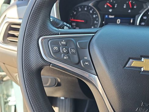 Used 2022 Chevrolet Equinox LT FWD image 16