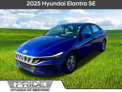 New 2025 Hyundai Elantra SE