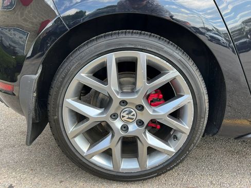 Used 2014 Volkswagen GTI Driver's Edition FWD image 11