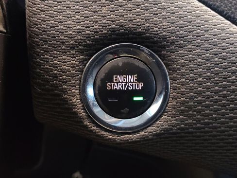 Used 2017 Chevrolet Cruze LT w/ Sun And Sound Package image 29