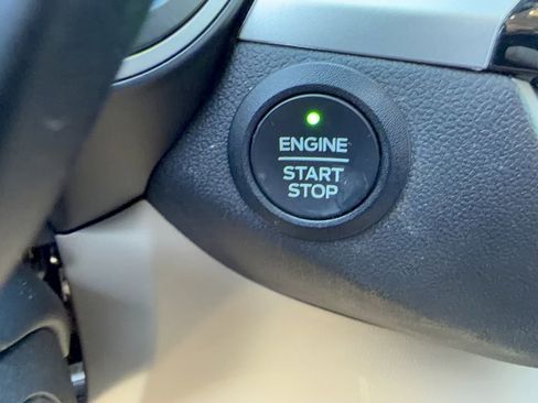 Certified 2022 Ford Escape SEL image 24