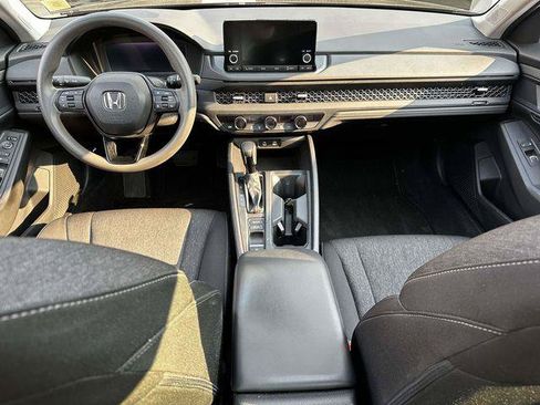 Used 2023 Honda Accord EX image 16