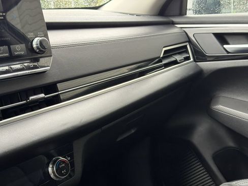 Used 2024 Mitsubishi Outlander SE FWD image 32