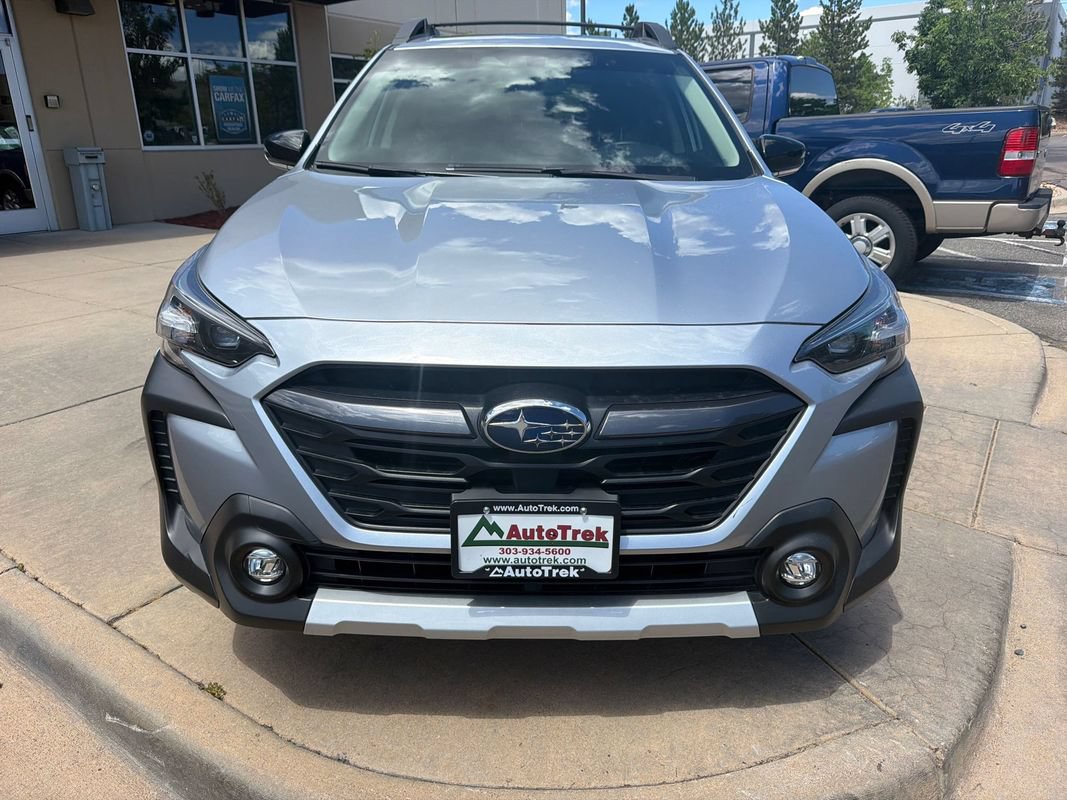 Used 2024 Subaru Outback Limited XT AWD/4WD image 3