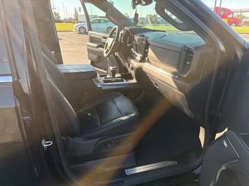 Used 2024 Chevrolet Silverado 1500 LTZ AWD/4WD image 36