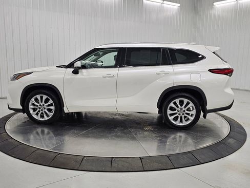 Used 2021 Toyota Highlander Limited image 35