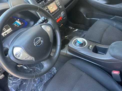 Used 2013 Nissan Leaf S w/ Charger Pkg FWD image 11