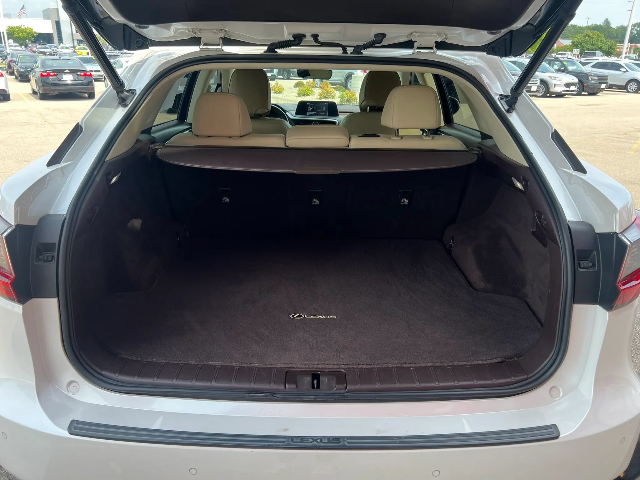 Used 2020 Lexus RX 350 FWD w/ Accessory Package image 6