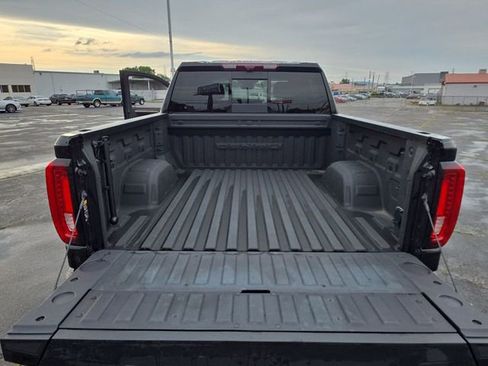 Used 2024 GMC Sierra 1500 Denali w/ Denali Reserve Package AWD/4WD image 24