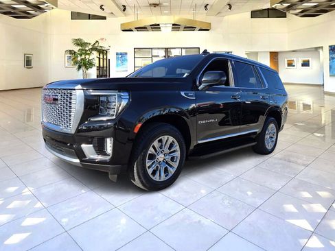 Used 2023 GMC Yukon Denali image 3