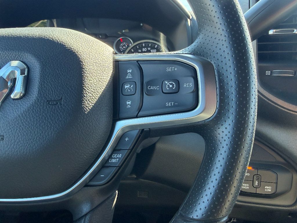 Used 2026 RAM 2500 Tradesman w/ Chrome Appearance Group AWD/4WD image 14
