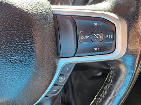 Used 2024 RAM 3500 Big Horn image 28