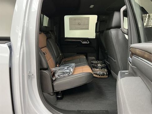 New 2026 Chevrolet Silverado 3500 High Country w/ High Country Premium Package AWD/4WD image 33
