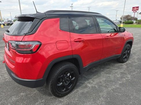 Used 2024 Jeep Compass Trailhawk w/ Trailhawk Elite Group image 7